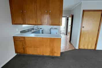 8/7C Curletts Road, Sockburn