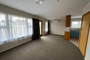 8/7C Curletts Road, Sockburn