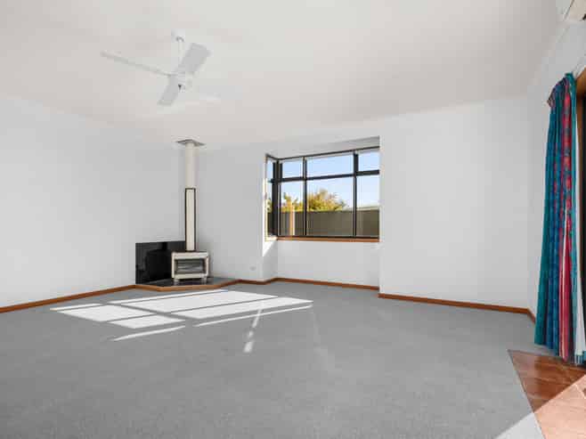 4 Schaumann Street, Alexandra