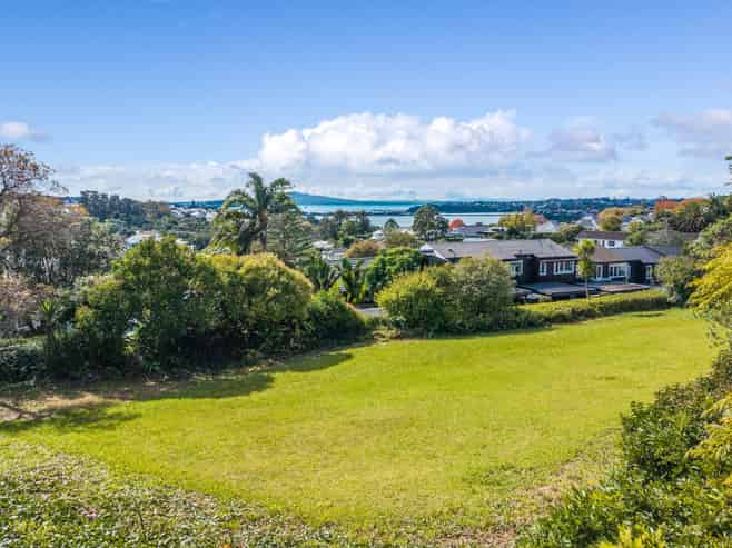 89 Bassett Road, Remuera