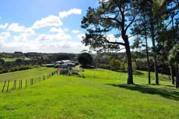  Pine Valley Road, Wainui