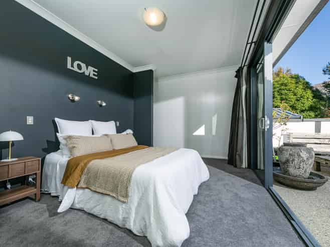 6 Ryalls Way, Lake Hawea