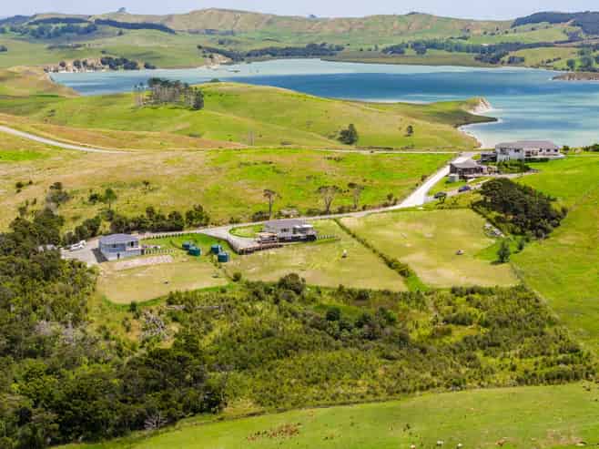 65B Otara Road, Kaiwaka