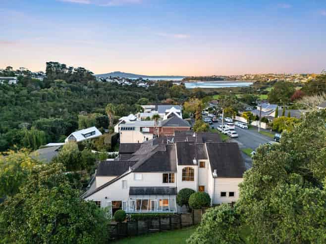 136A Bassett Road, Remuera