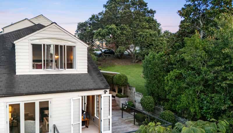 136A Bassett Road, Remuera