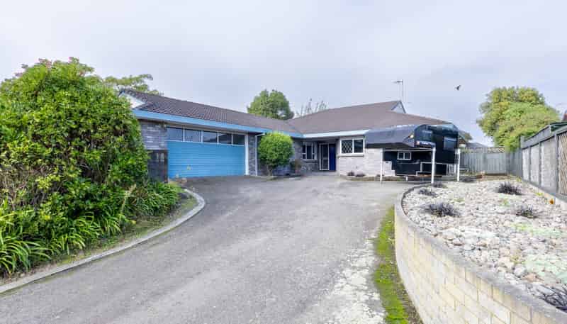 12 Airport Drive, Milson