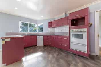 12 Airport Drive, Milson