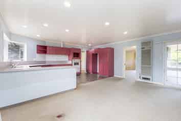 12 Airport Drive, Milson