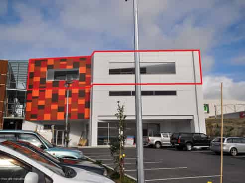 Modern office premises with great outlook!