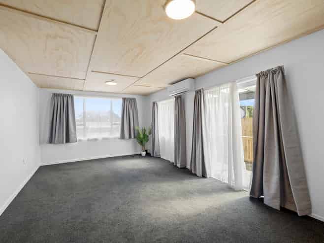 135 Junction Road, Mangorei