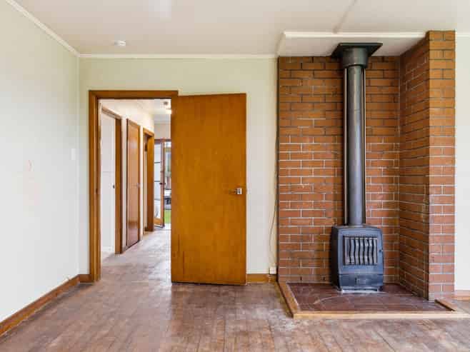 5 Gretna Place , Mosgiel