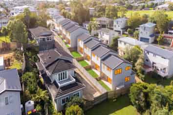 72 Seaview Road, Glenfield