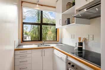 5/80 Hobson Street, Thorndon