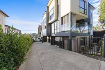 3/53 Drake Street, Howick