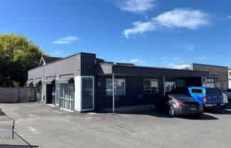 Vibrant Office On Empire