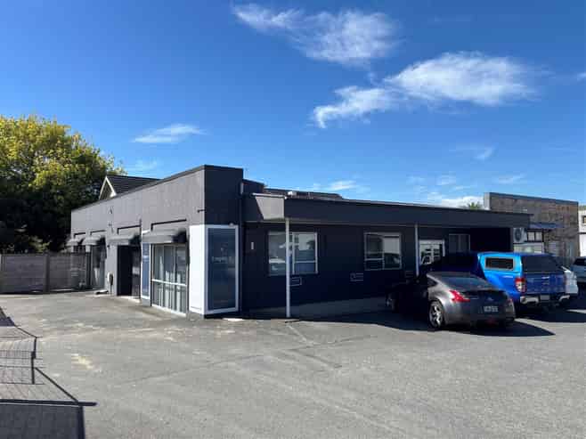 Vibrant Office On Empire