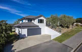 24 Sunninghurst Drive, Fairfield