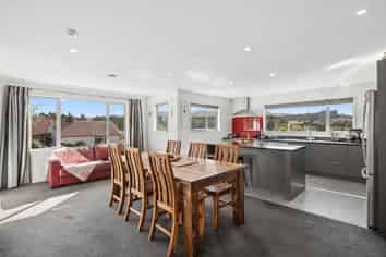 24 Sunninghurst Drive, Fairfield