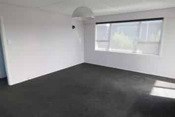 35 Nevada Drive, Merrilands