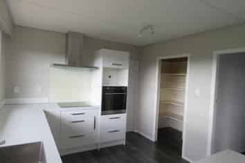 35 Nevada Drive, Merrilands