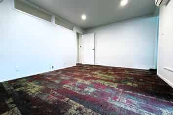Refurbished Mixed Use Onehunga Unit | 383 m2