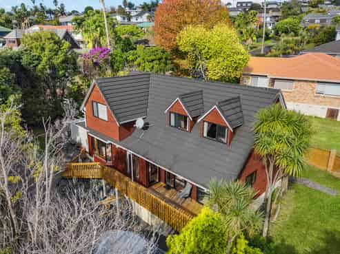 12 St Lucia Place, Unsworth Heights