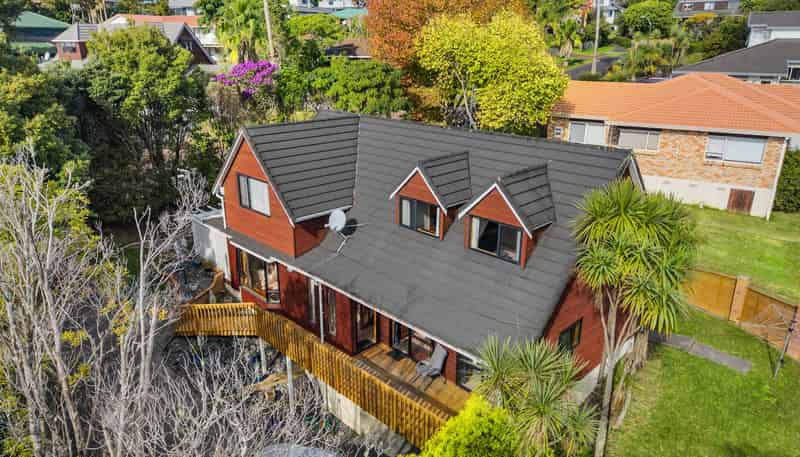 12 St Lucia Place, Unsworth Heights