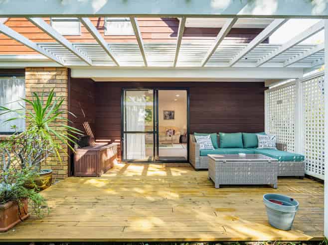 12 St Lucia Place, Unsworth Heights