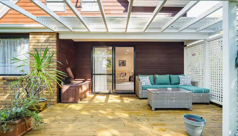 12 St Lucia Place, Unsworth Heights