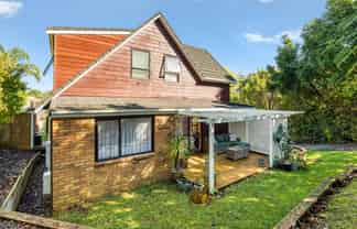 12 St Lucia Place, Unsworth Heights