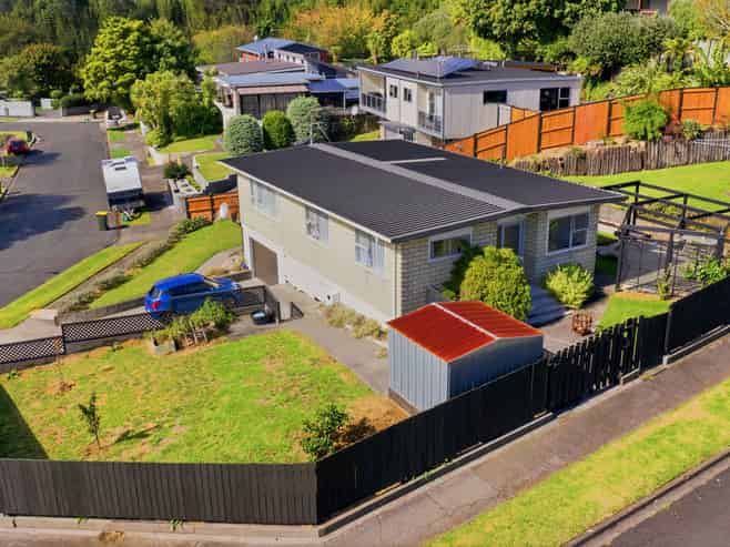 1 Carlton Terrace, Westown