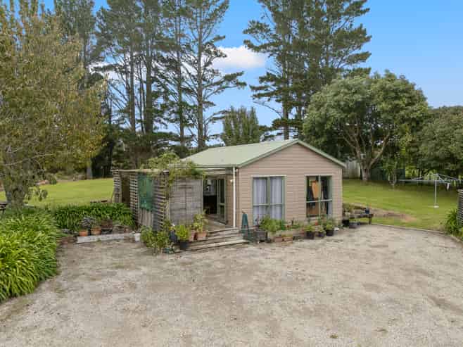 506 McLaren Falls Road, Omanawa