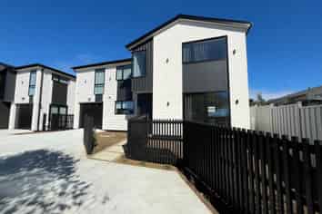 17A Hayes Place, Half Moon Bay