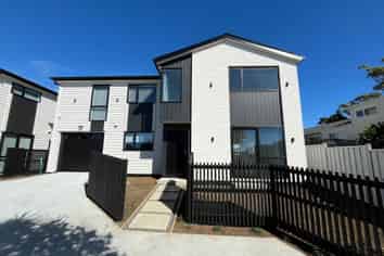 17A Hayes Place, Half Moon Bay