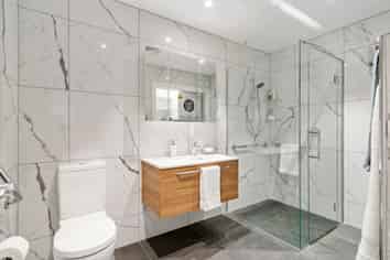 30 Ambassador Glade, Orewa