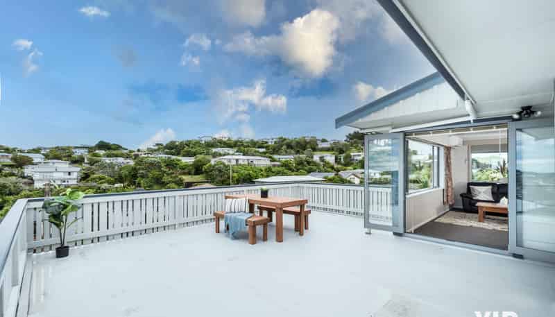 5 Hallewell Crescent, Johnsonville