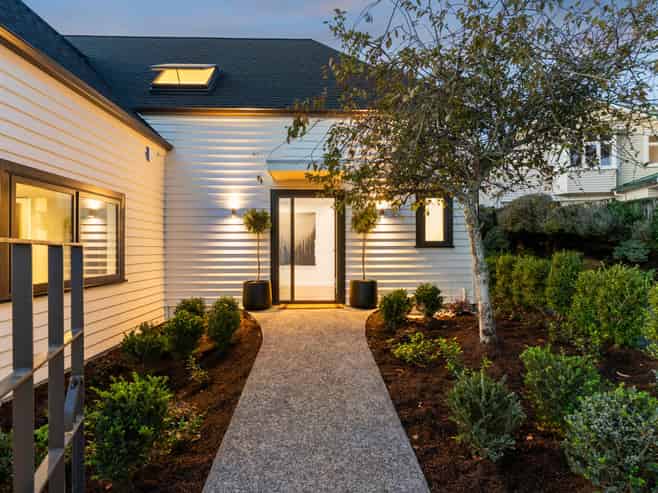 1/2 Kenny Road, Remuera