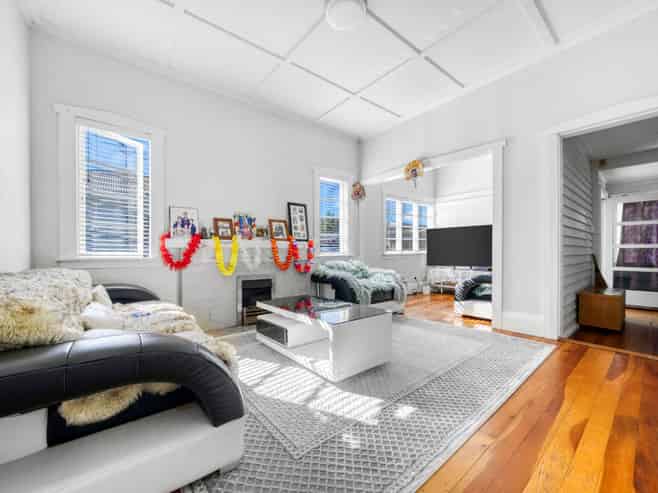 60 Hall Avenue, Otahuhu