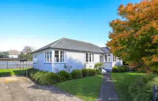 327  Rewi  Street, Te Awamutu