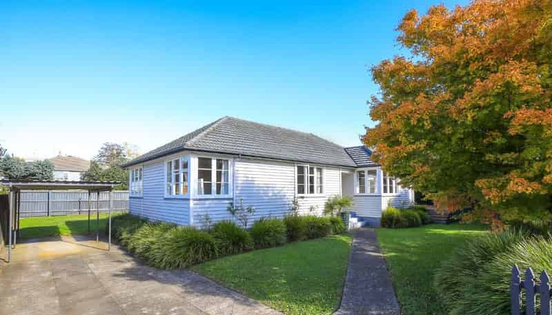 327  Rewi  Street, Te Awamutu