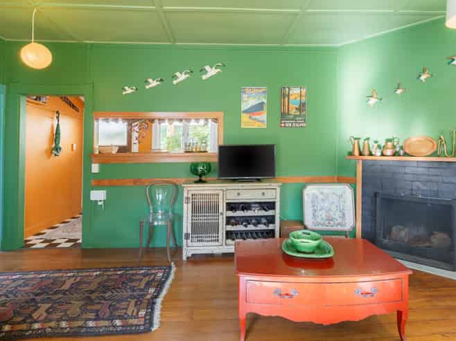 17A Taranaki Street, Picton