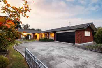 7 Woodfield Avenue, Roslyn