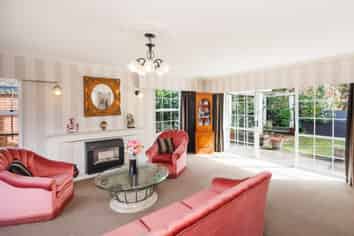 7 Woodfield Avenue, Roslyn