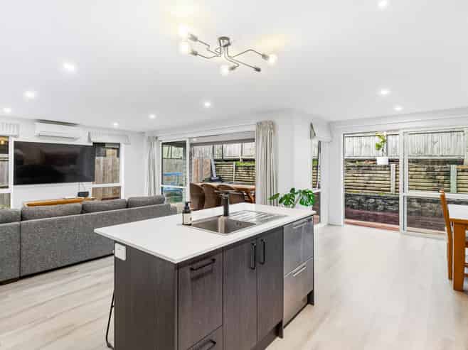 36 Accolage Boulevard, Kumeu