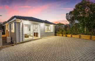 40b Tiroroa Avenue, Te Atatu South