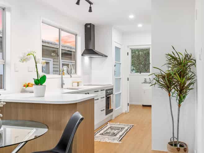 40b Tiroroa Avenue, Te Atatu South