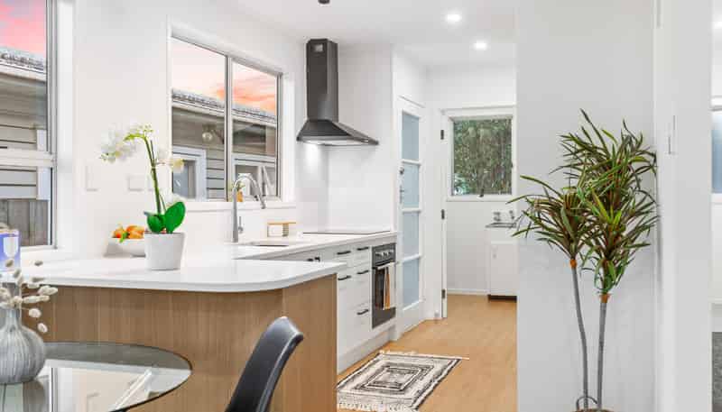 40b Tiroroa Avenue, Te Atatu South