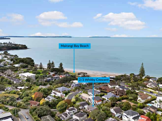 2/3 Whitby Crescent, Mairangi Bay