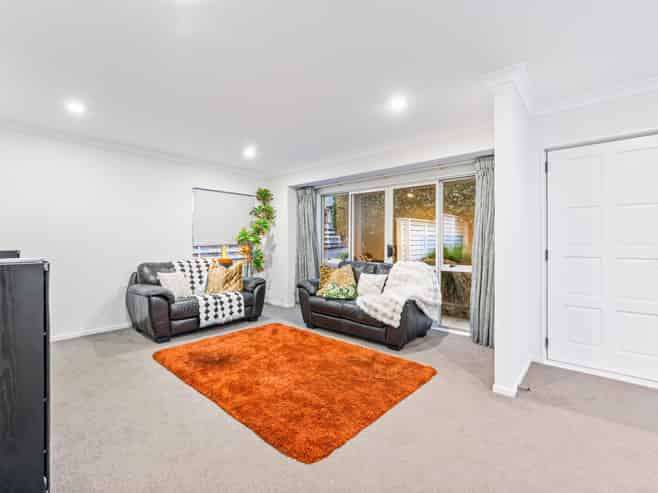 305 Royal Road, Massey
