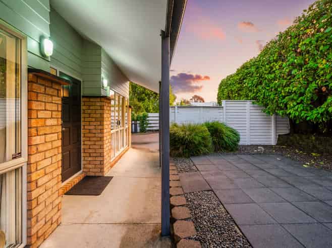 305 Royal Road, Massey